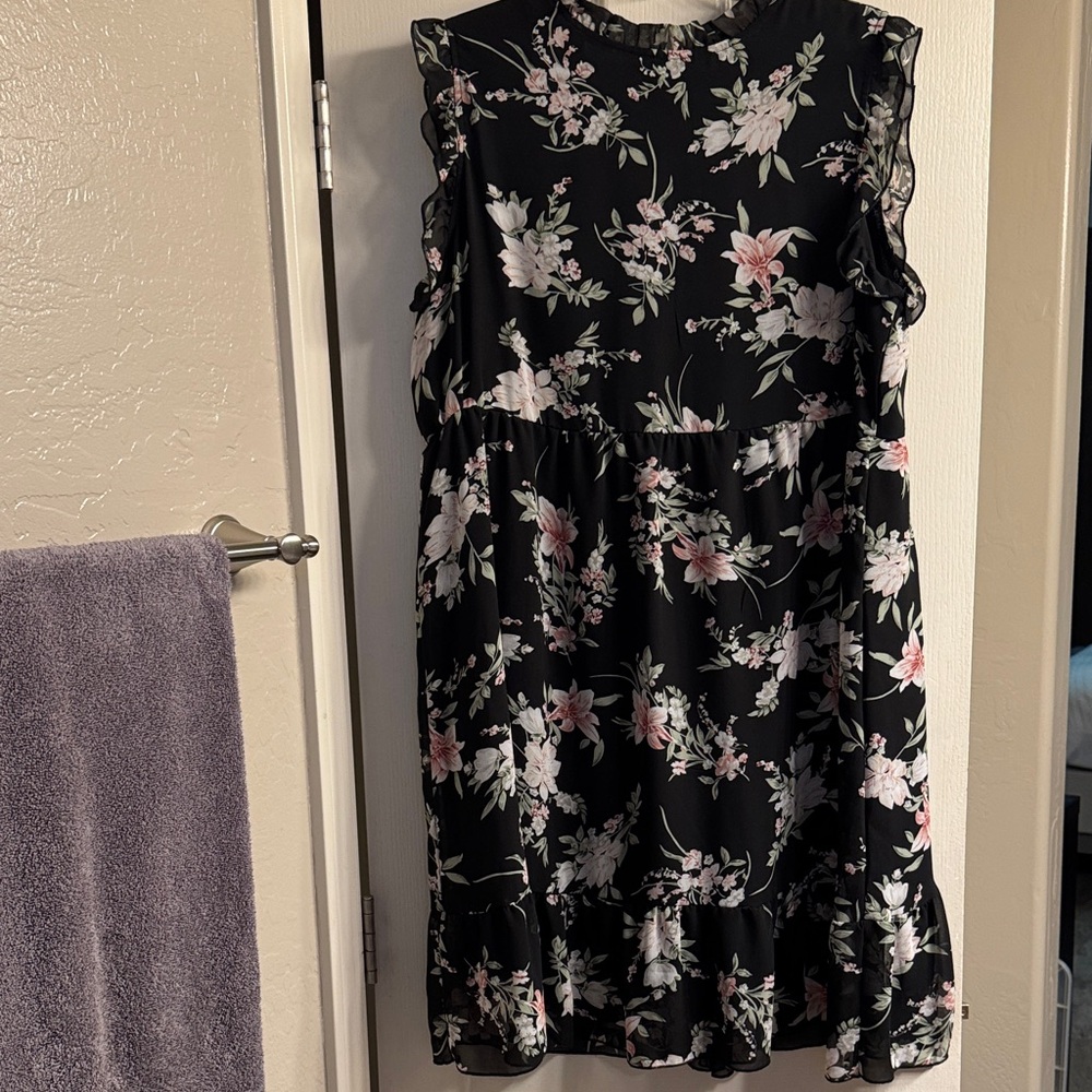 Floral Sleeveless Dress